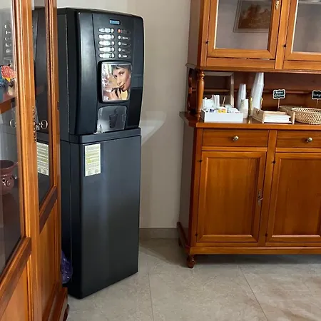 Casa Di Aurora E Luigi B&B 살베