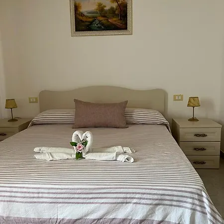 Casa Di Aurora E Luigi * 살베